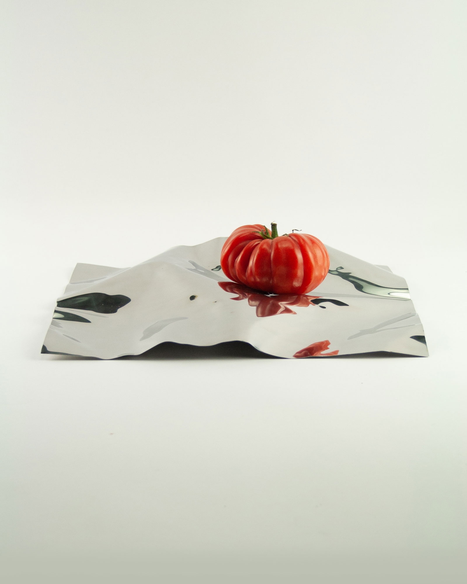 Derivatives | Silver Platter 02 by Jannis Schaefer