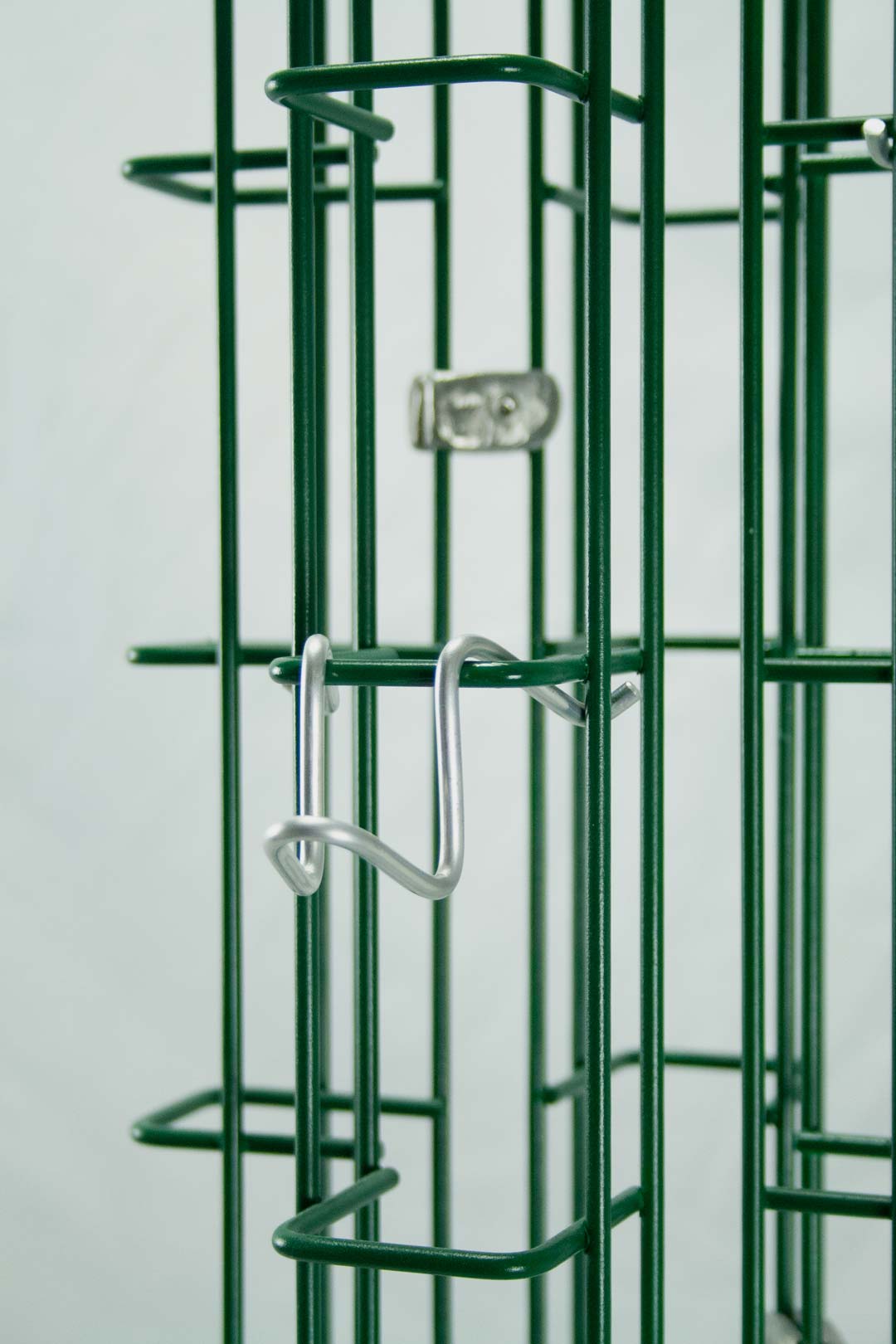 A mirror created by Jannis Schäfer Studio, made from upcycled cable trays and hand catsed aluminium pieces. This object, titled 'Totem Coatrack 01,' is part of a series of recycled and transformed designs. Kartell, Brutalist, Bauhaus, Design, Limestone, Artefact