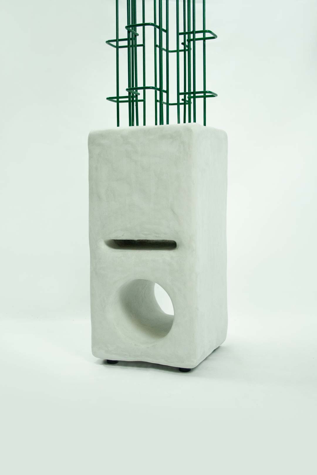 A mirror created by Jannis Schäfer Studio, made from upcycled cable trays and hand catsed aluminium pieces. This object, titled 'Totem Coatrack 01,' is part of a series of recycled and transformed designs. Kartell, Brutalist, Bauhaus, Design, Limestone, Artefact